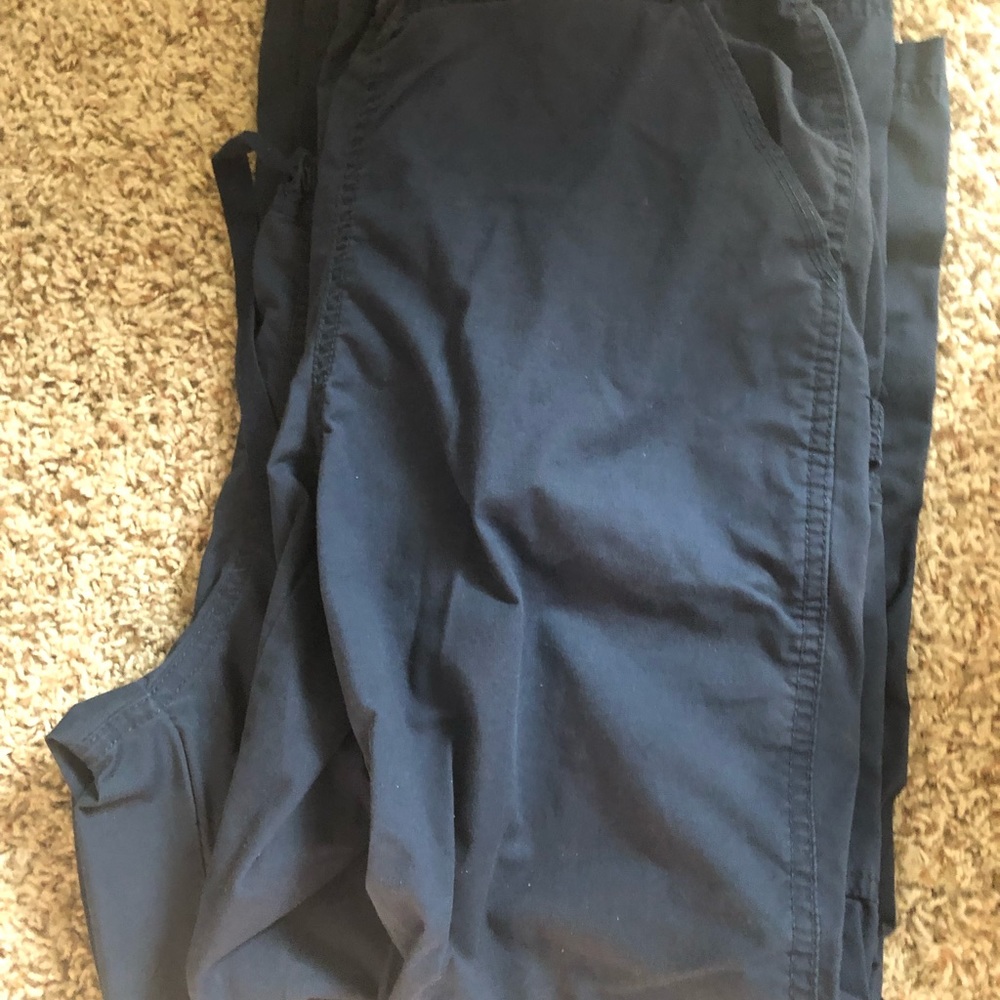2 pairs of scrub bottoms! Worn but great quality!